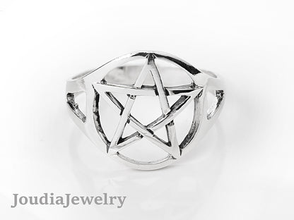 Star Engagement Ring | Simple Star Ring | Joudia Jewelry