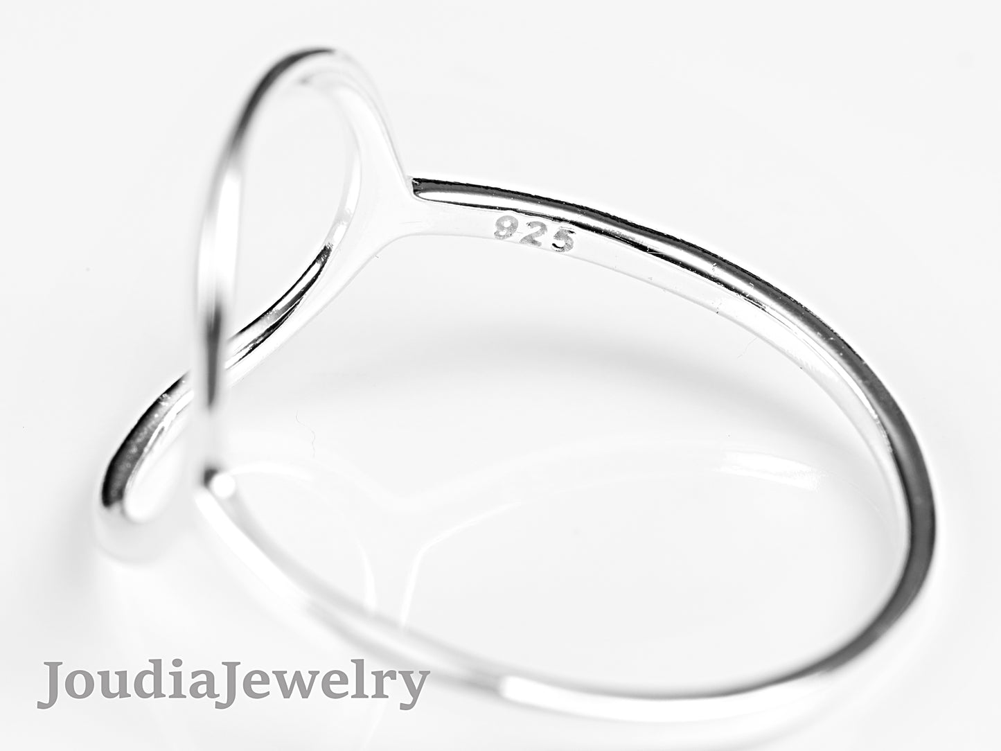 Open Circle Ring | Tiny Round Ring | Joudia Jewelry