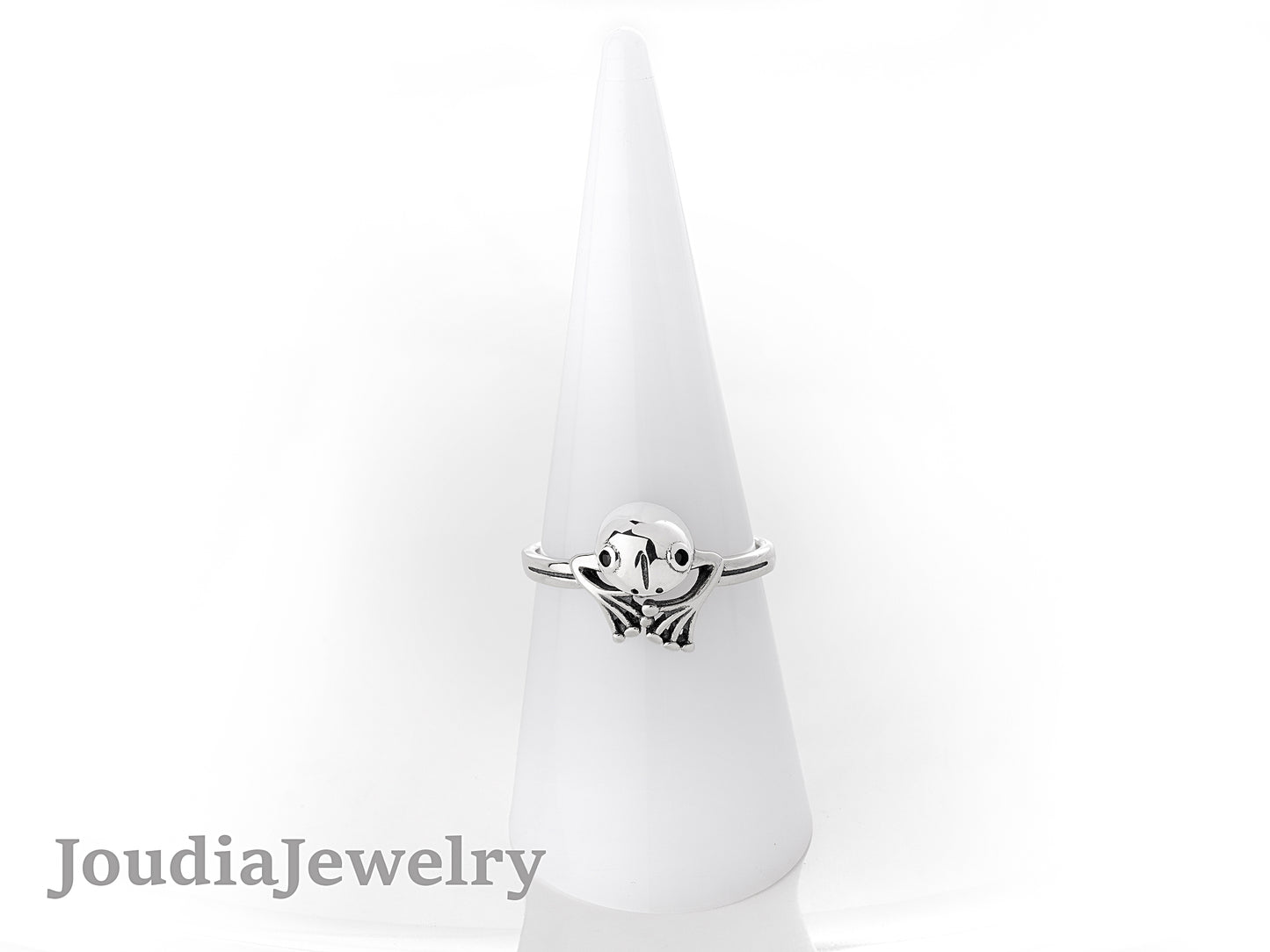 Silver Frog Ring | Animal Spirit Ring | Joudia Jewelry