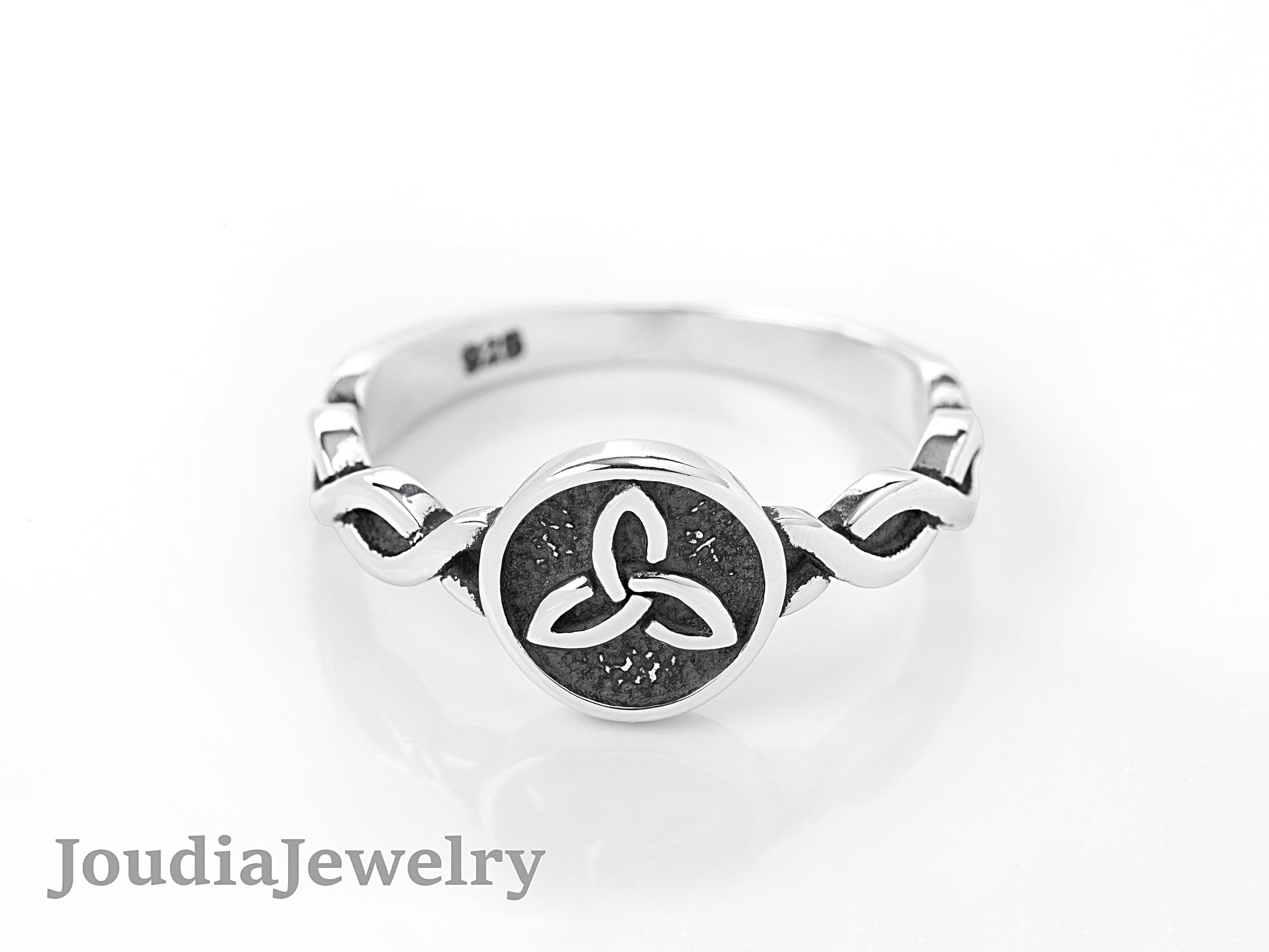 Silver Irish Ring | Celtic Symbol Ring | Joudia Jewelry