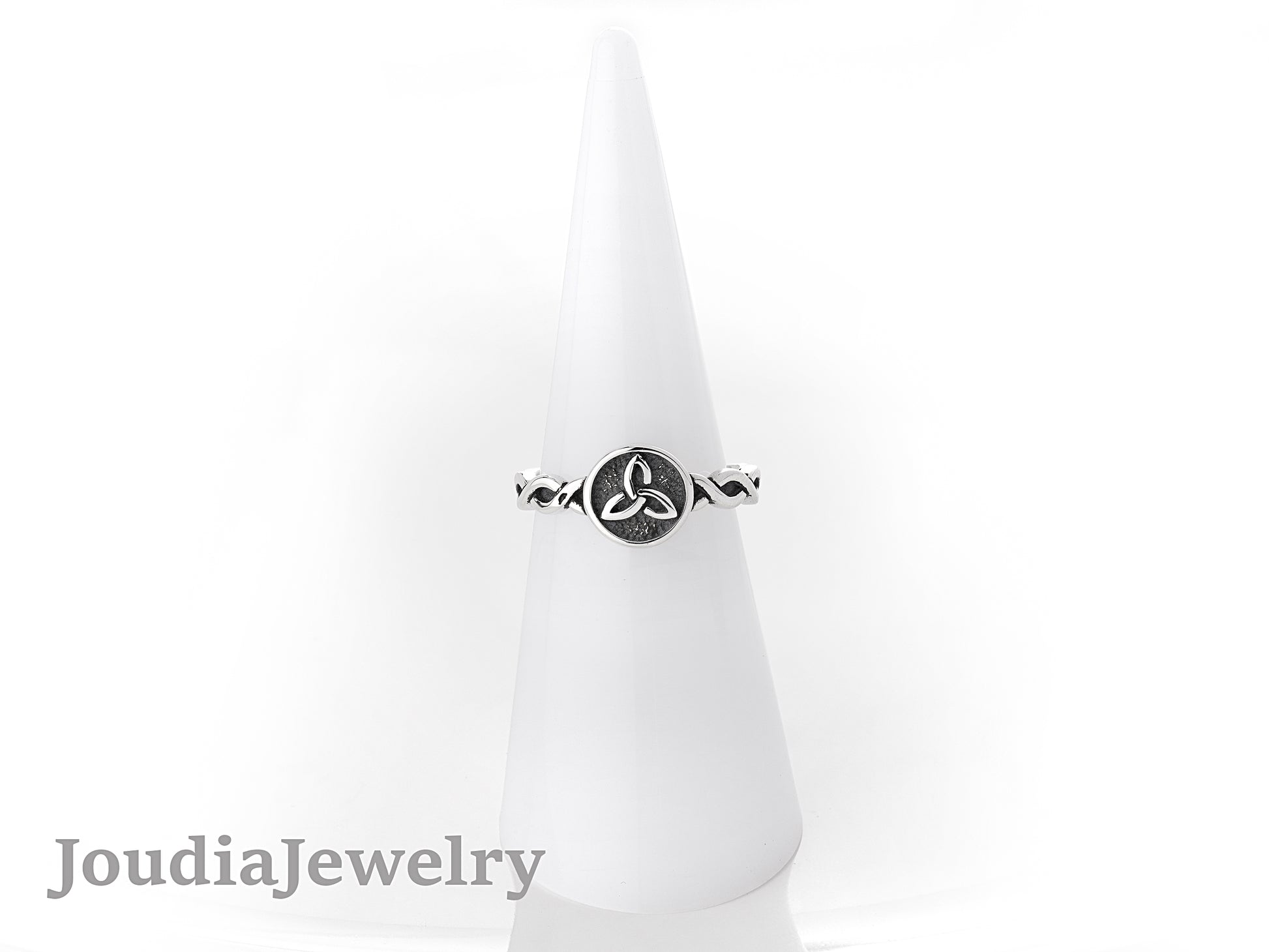 Silver Irish Ring | Celtic Symbol Ring | Joudia Jewelry