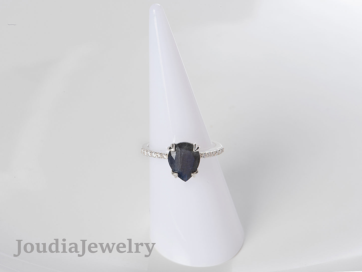 Labradorite Wedding Ring | Silver Labradorite Ring | Joudia Jewelry