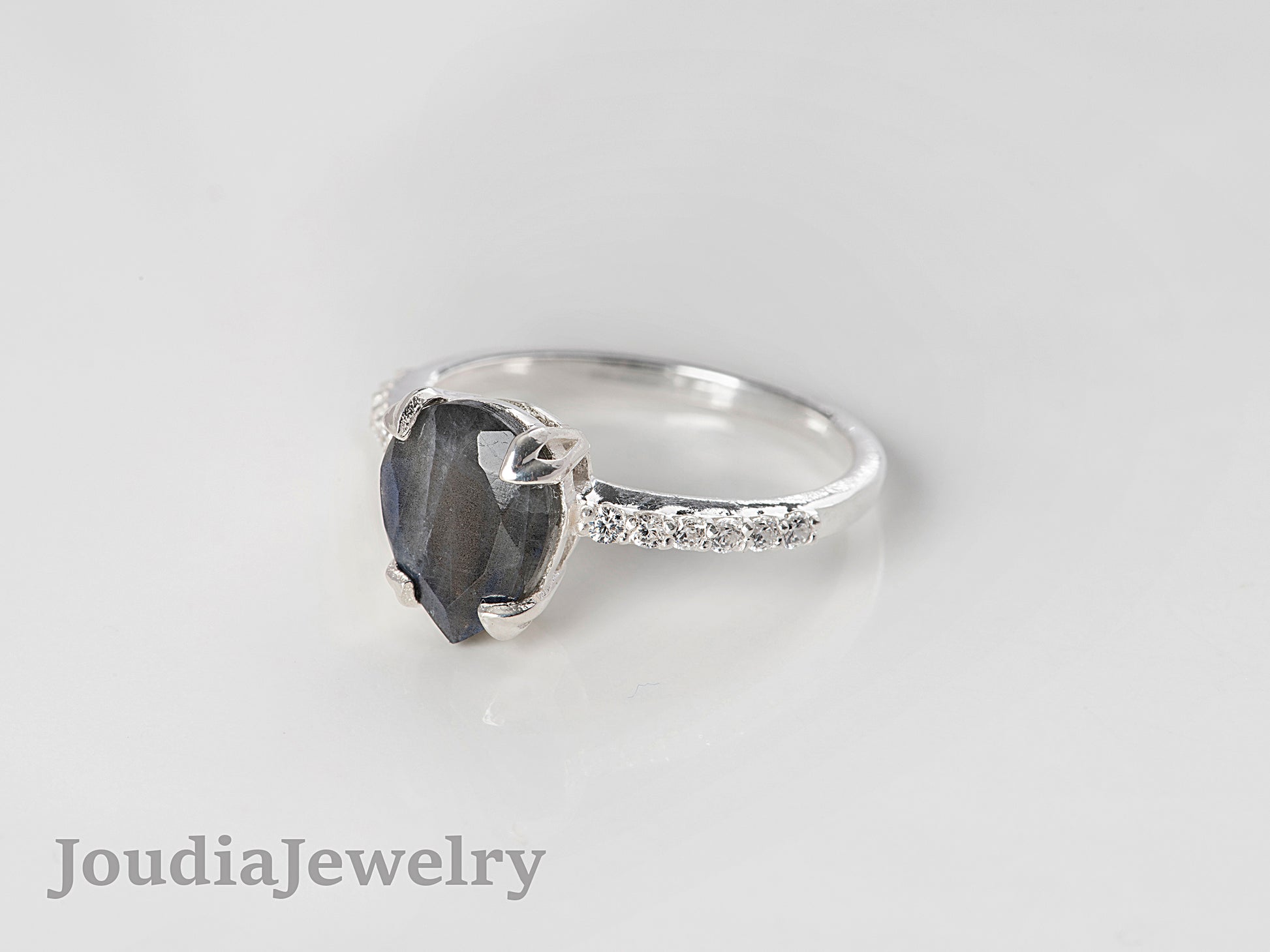 Labradorite Wedding Ring | Silver Labradorite Ring | Joudia Jewelry