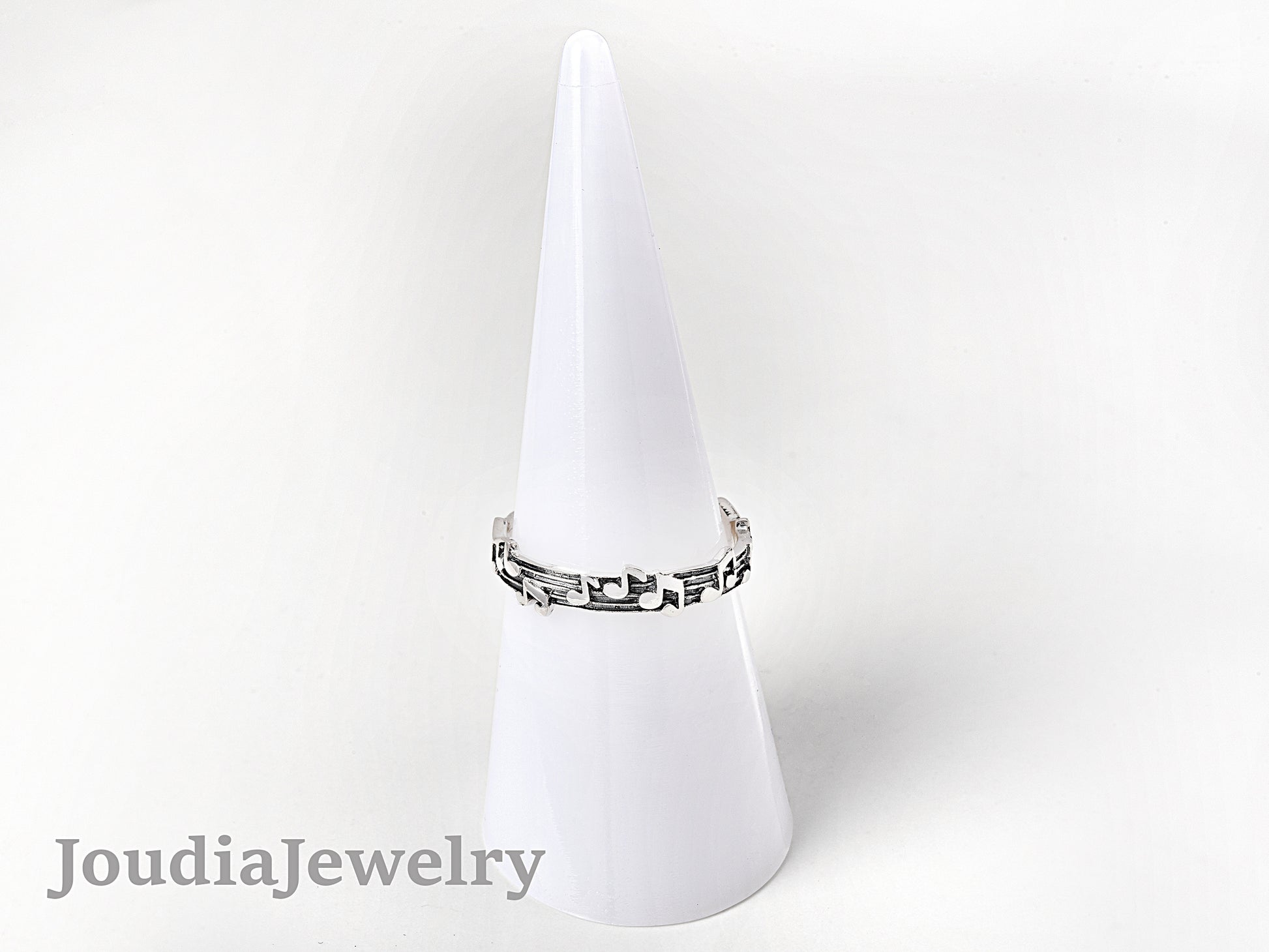 Treble Clef Ring | Musical Note Ring | Joudia Jewelry