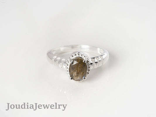 Genuine Labradorite Ring | Silver Labradorite Ring | Joudia Jewelry