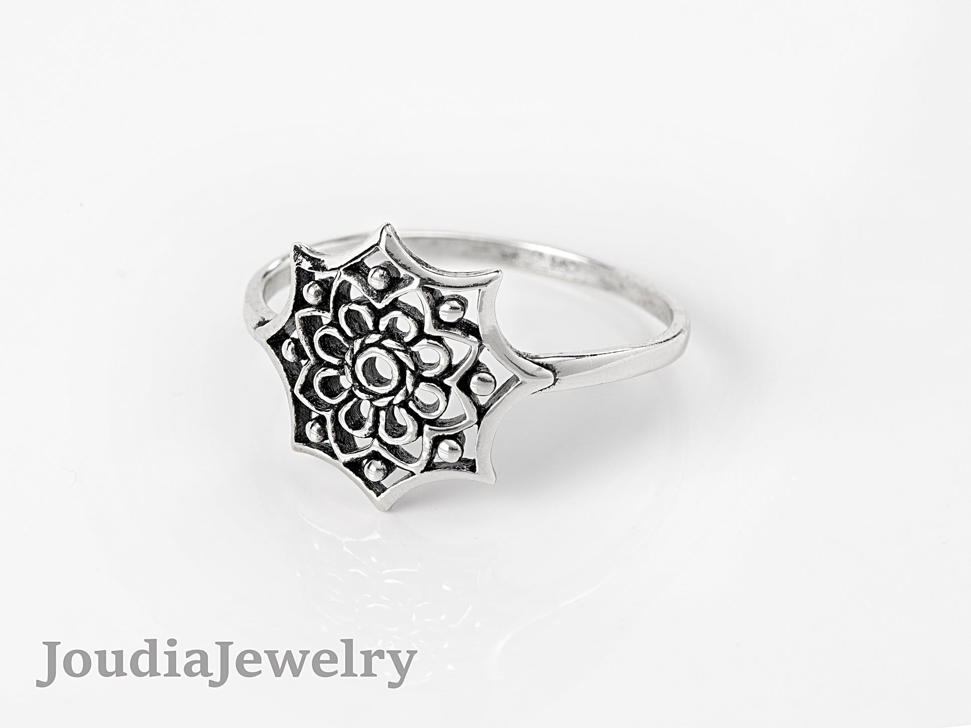 Silver Flower Ring | Simple Silver Ring | Joudia Jewelry