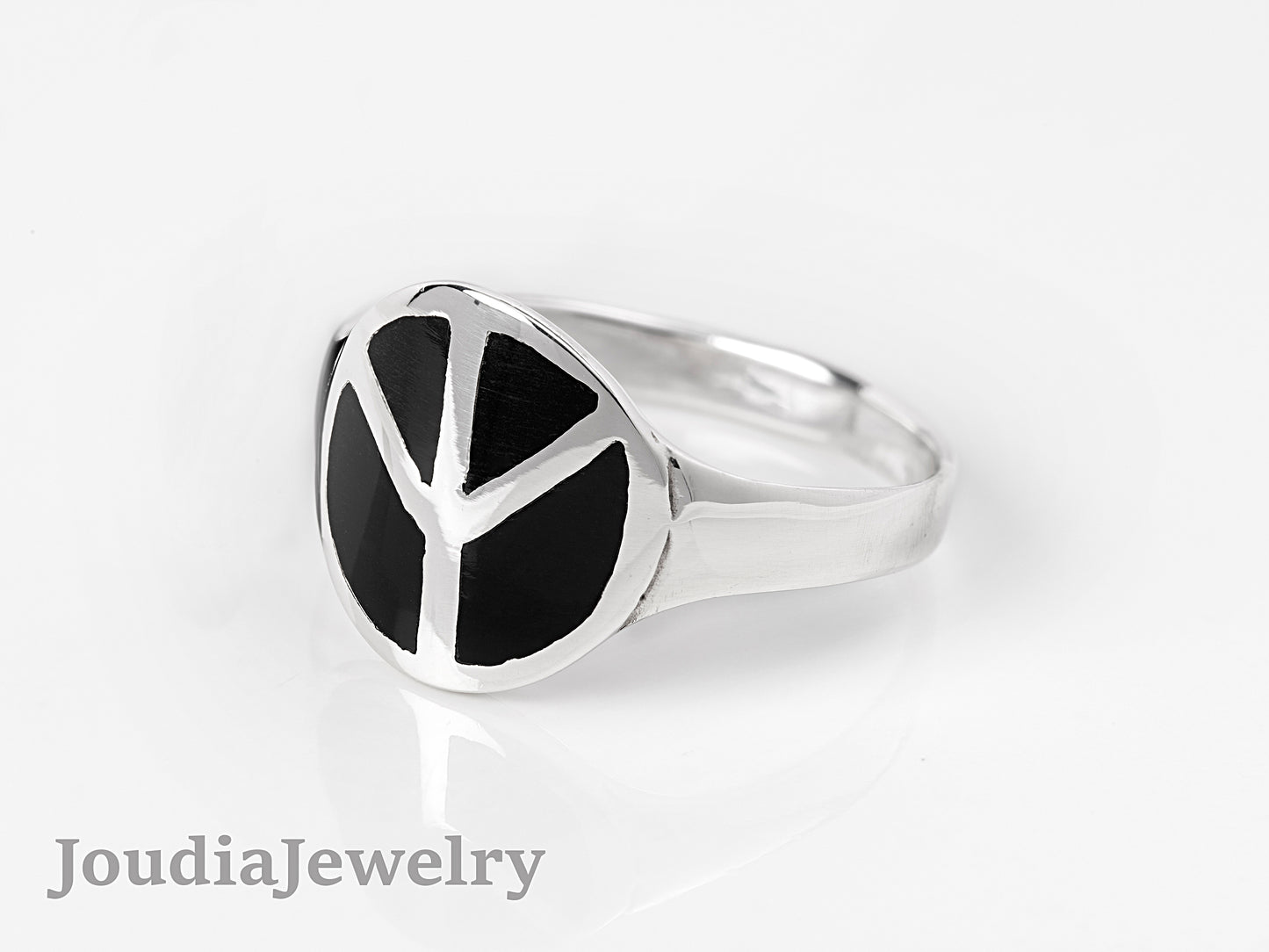 Peace Sign Ring | Black Agate Ring | Joudia Jewelry