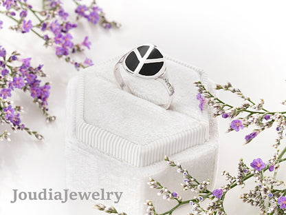 Peace Sign Ring | Black Agate Ring | Joudia Jewelry