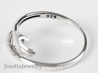 Silver Hug Ring | Love Hug Ring | Joudia Jewelry