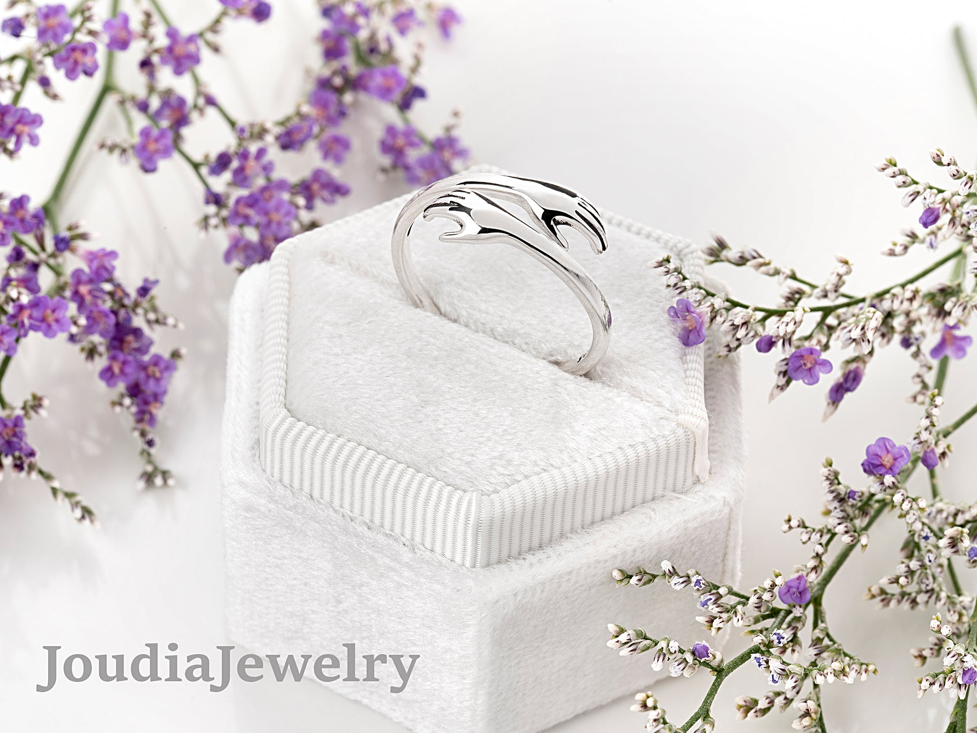 Silver Hug Ring | Love Hug Ring | Joudia Jewelry