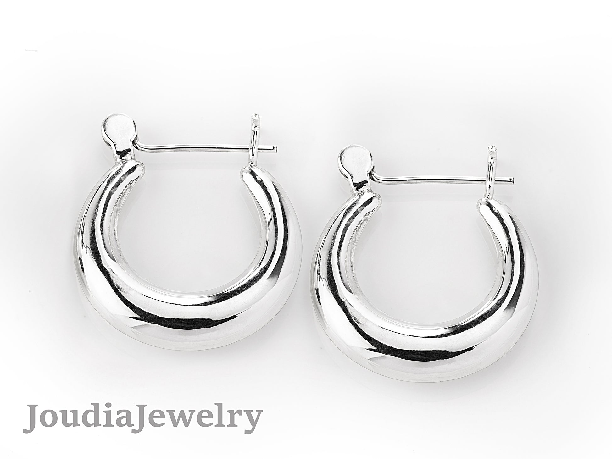 Stylish Hoop Earrings | Oval Hoop Earrings | Joudia Jewelry