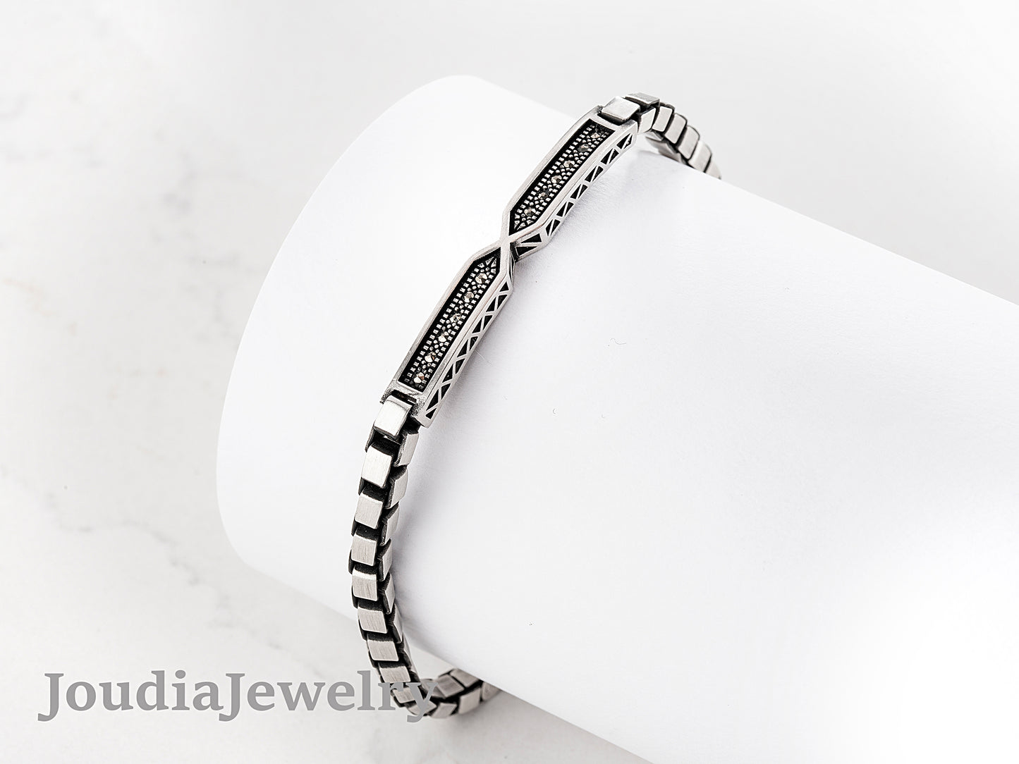 Box Link Bracelet | Oxidized Marine Bracelet | Joudia Jewelry