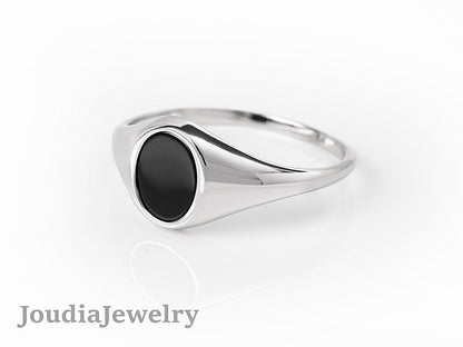 Agate Engagement Ring | Black Agate Ring | Joudia Jewelry