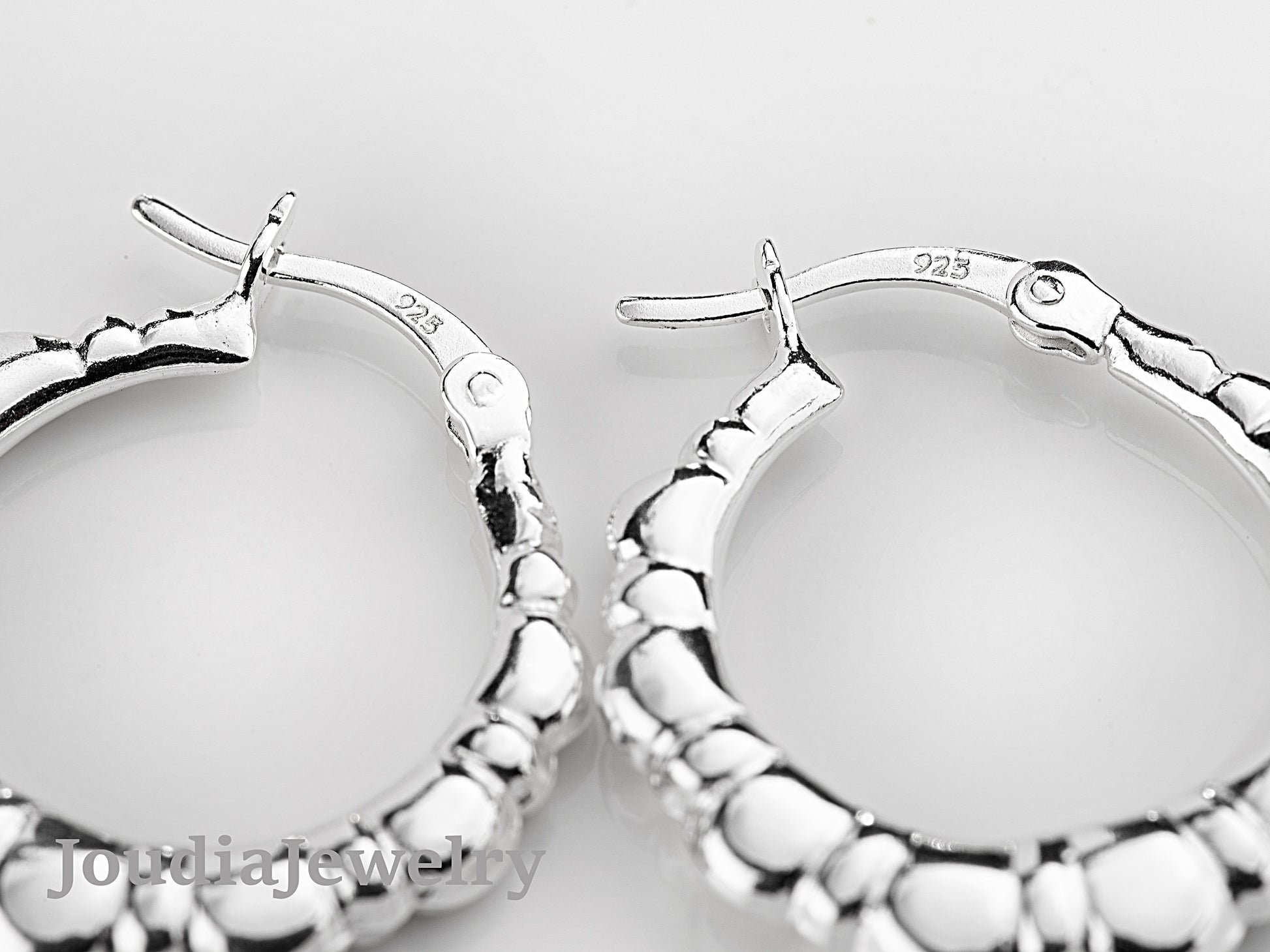 Small Hoop Earrings | Round Hoop Earrings | Joudia Jewelry